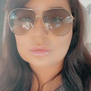 Meet your Posher, Sasha